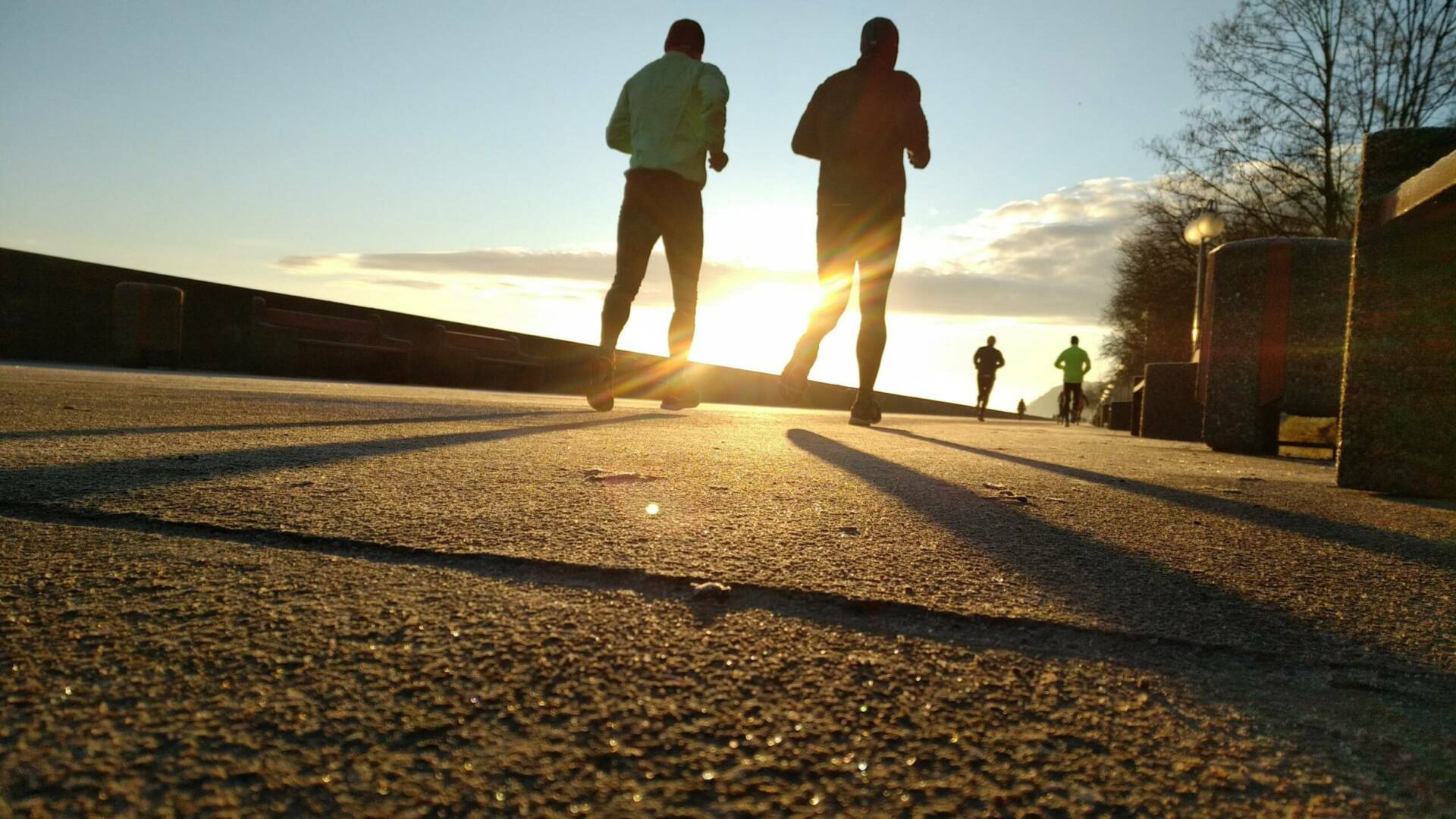 This was taken about 8:30 in the morning on Dec 17 2017 - we were on a group workout of our triathlon team. The sun and the weather was great. It’s a long path along the coast of Baltic Sea in the city of Gdynia.