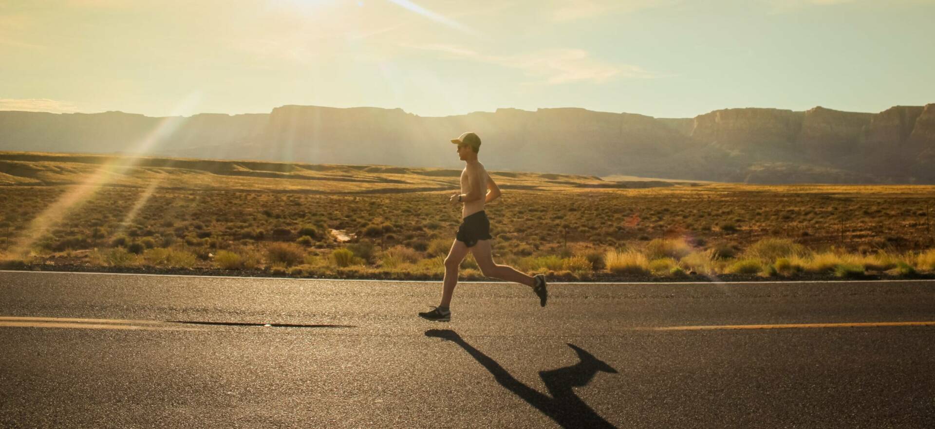 Stretching e mobilità per i runner: gli esercizi fondamentali