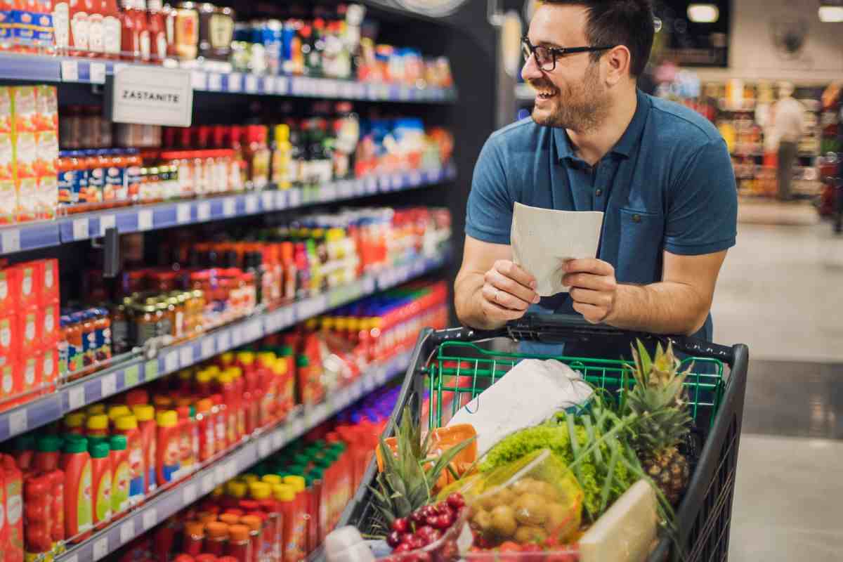 Cucinare in casa è un'ottima strategia