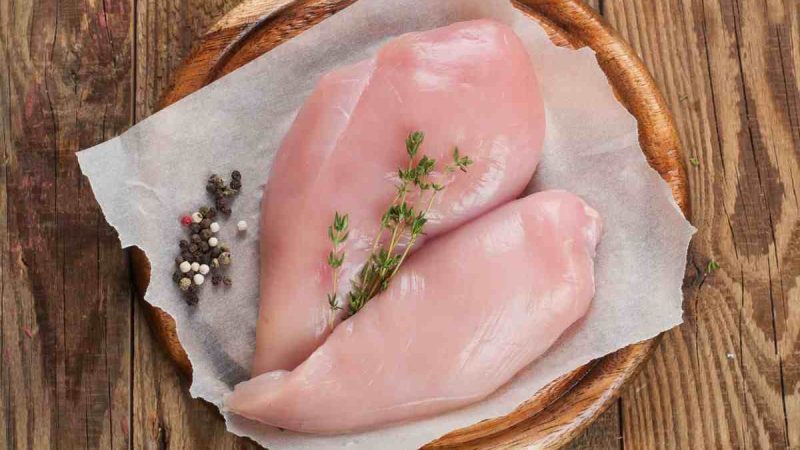 Mangiare pollo ogni giorno fa davvero bene? leggi qui!