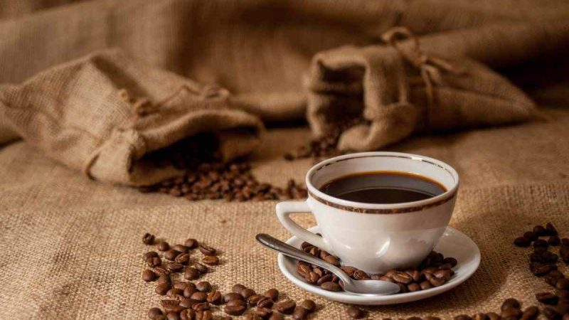 9 cibi per boostare l’energia più di una tazzina di caffè